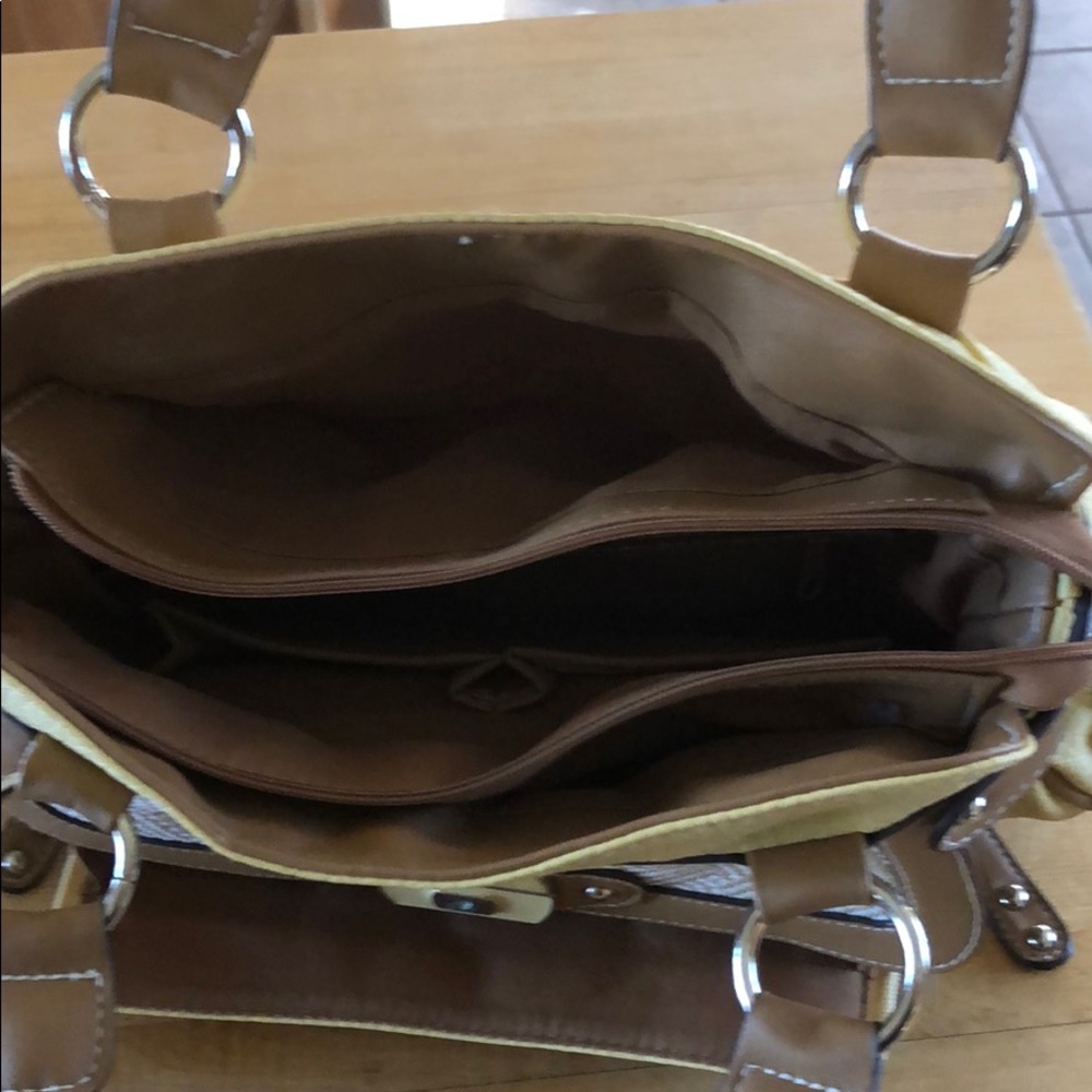 Purse - Picture 6 of 8